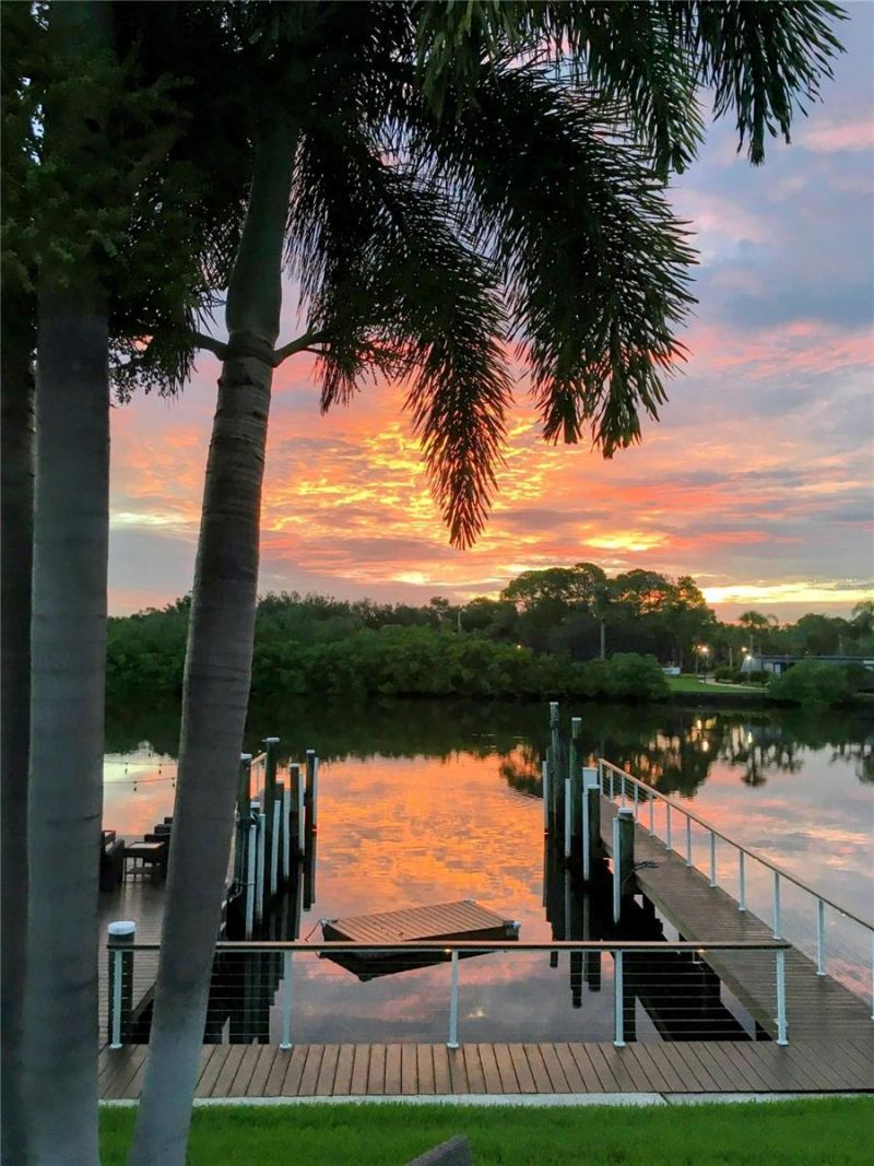 4169 Saltwater Boulevard, Tampa, FL 33615 Photo