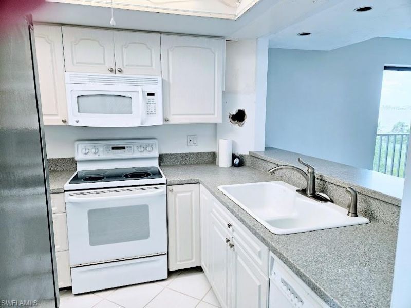 4510 N Key Dr, Unit 406, North Fort Myers, FL 33903 Photo