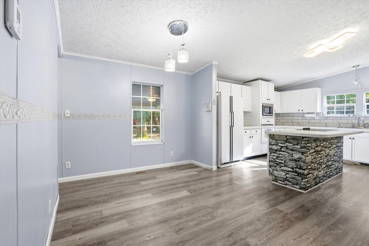 120 Princess Lane Photo 13