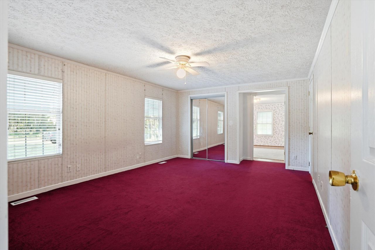 120 Princess Lane Photo 23