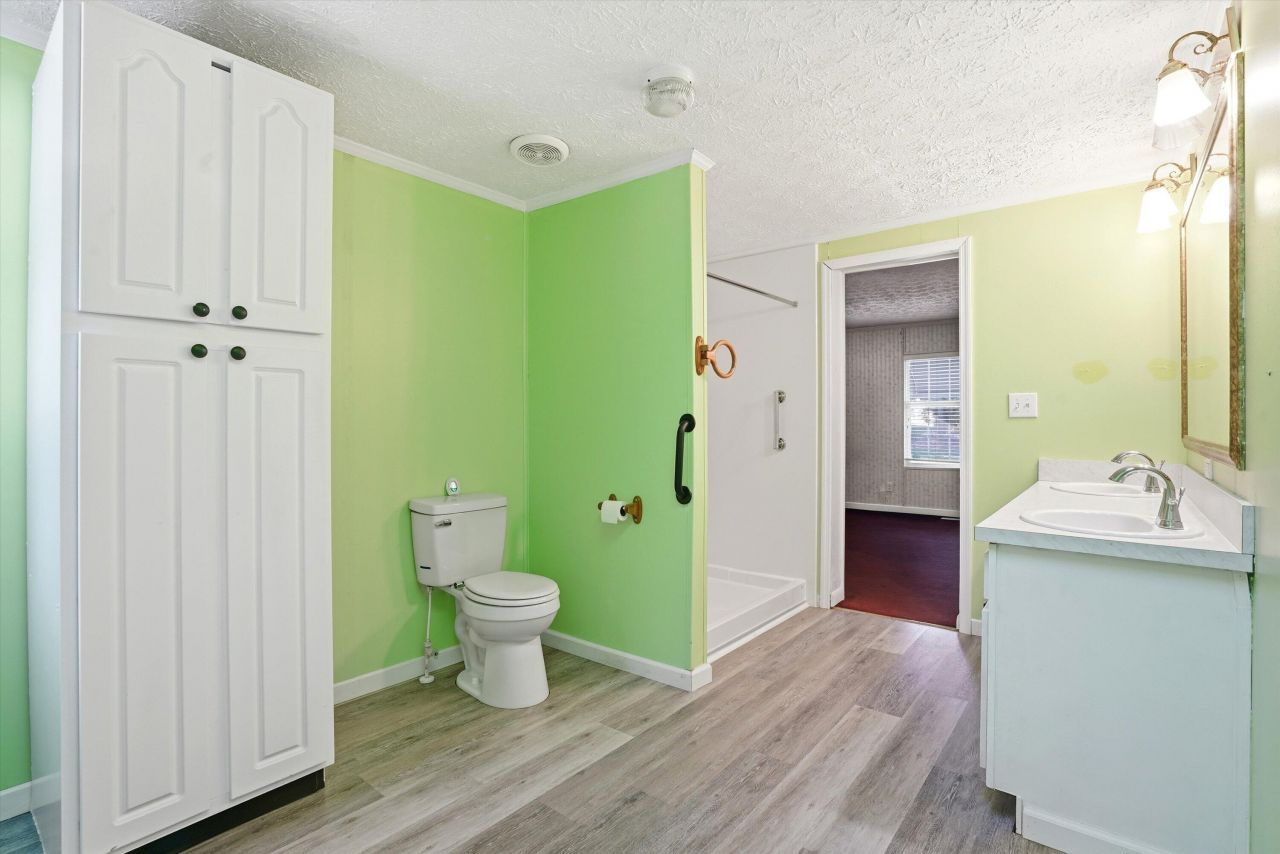 120 Princess Lane Photo 26