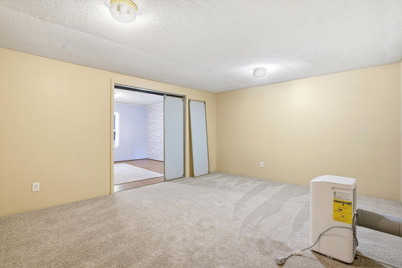 120 Princess Lane Photo 29