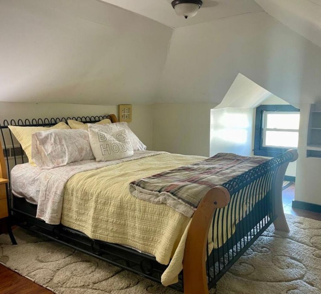 3 Addison Street Photo 14