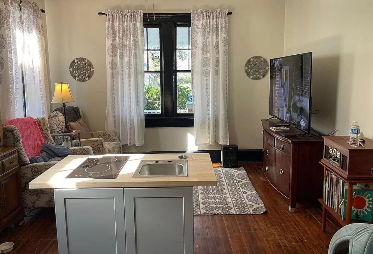 3 Addison Street Photo 16