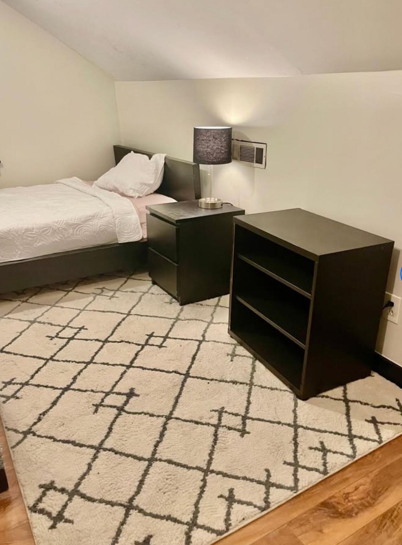 3 Addison Street Photo 4