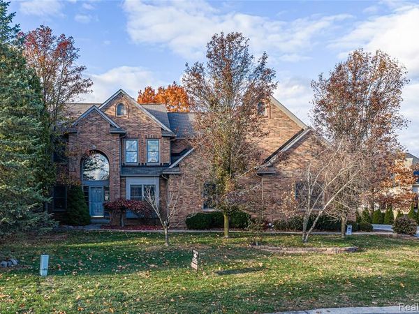 3904 KAELEAF Road, Orion Twp, MI 48360