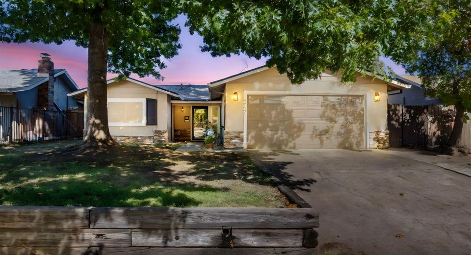 4737 Tacomic Dr, Sacramento, CA 95842 Photo