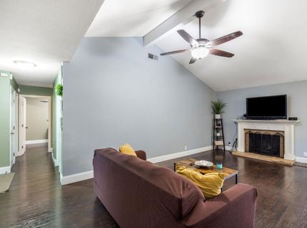 4737 Tacomic Dr, Sacramento, CA 95842 Photo