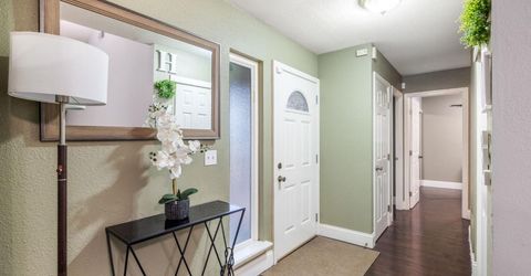 4737 Tacomic Dr, Sacramento, CA 95842 Photo