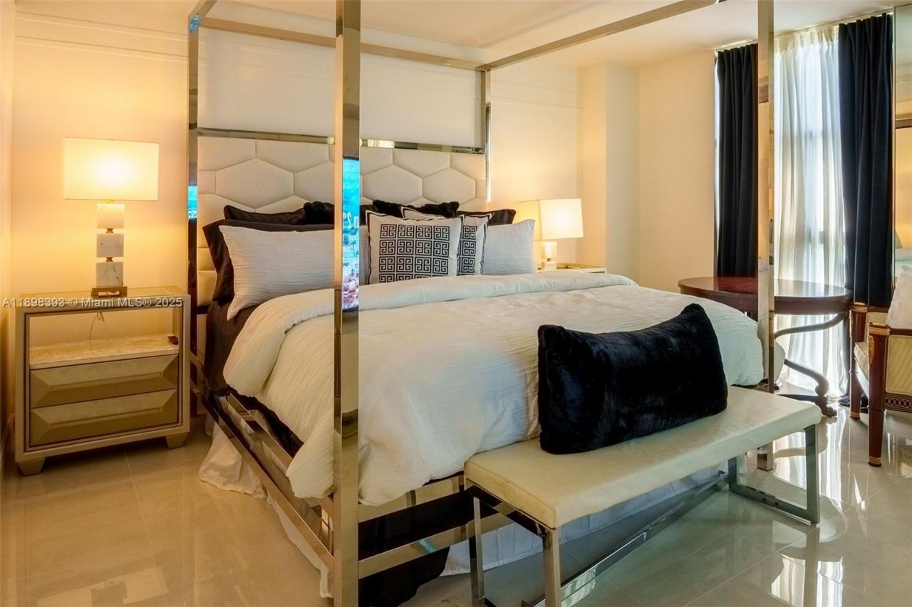 4000 Towerside Ter, Unit 410, Miami, FL 33138 Photo