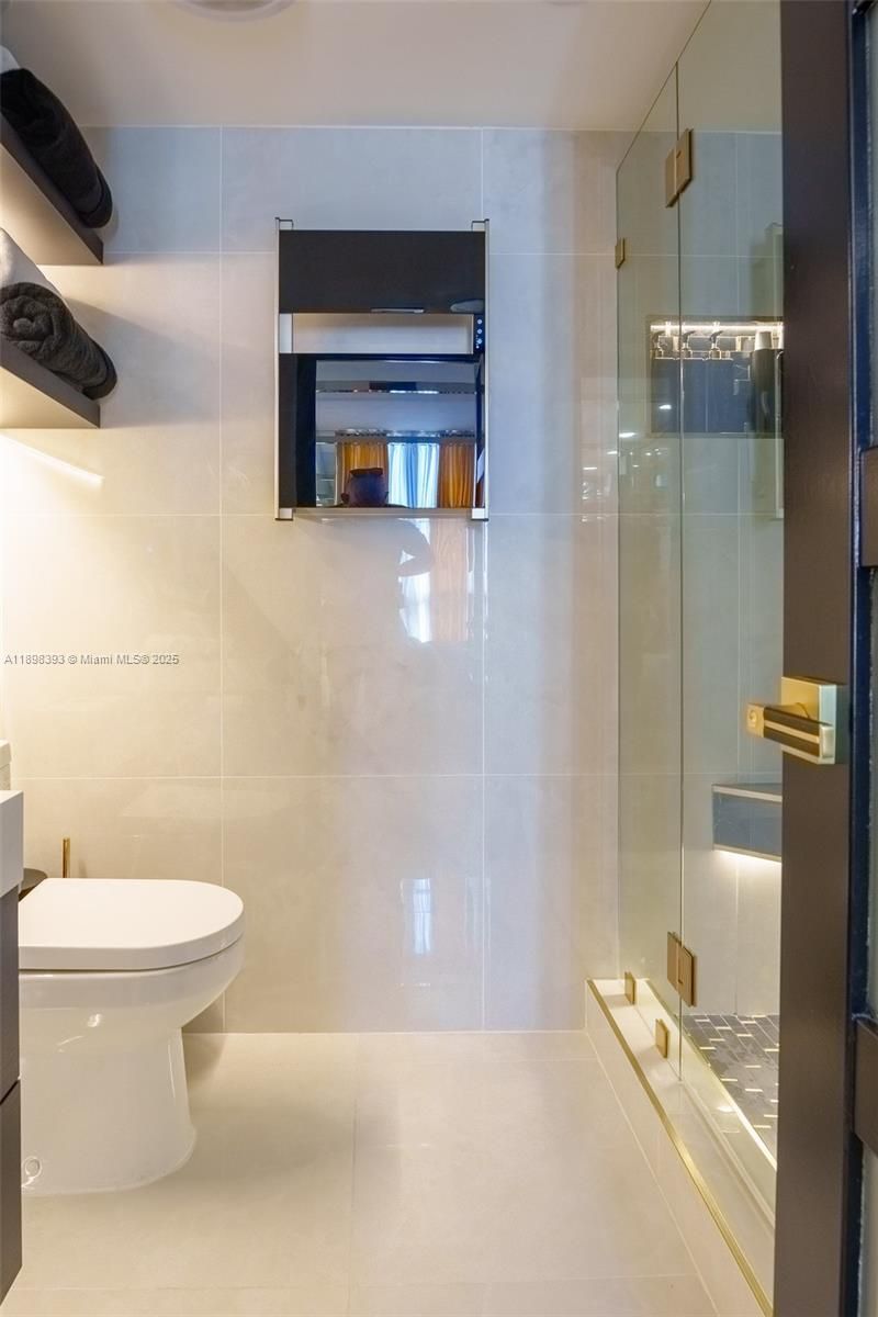 4000 Towerside Ter, Unit 410, Miami, FL 33138 Photo