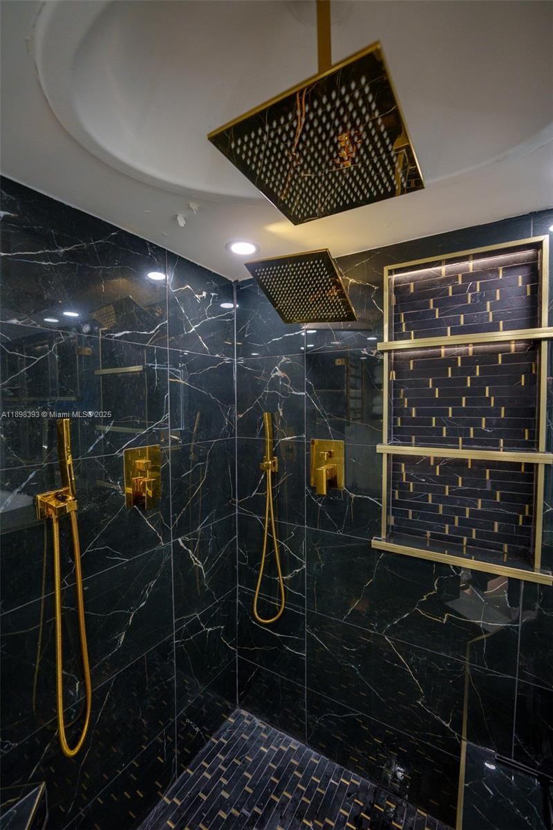 4000 Towerside Ter, Unit 410, Miami, FL 33138 Photo