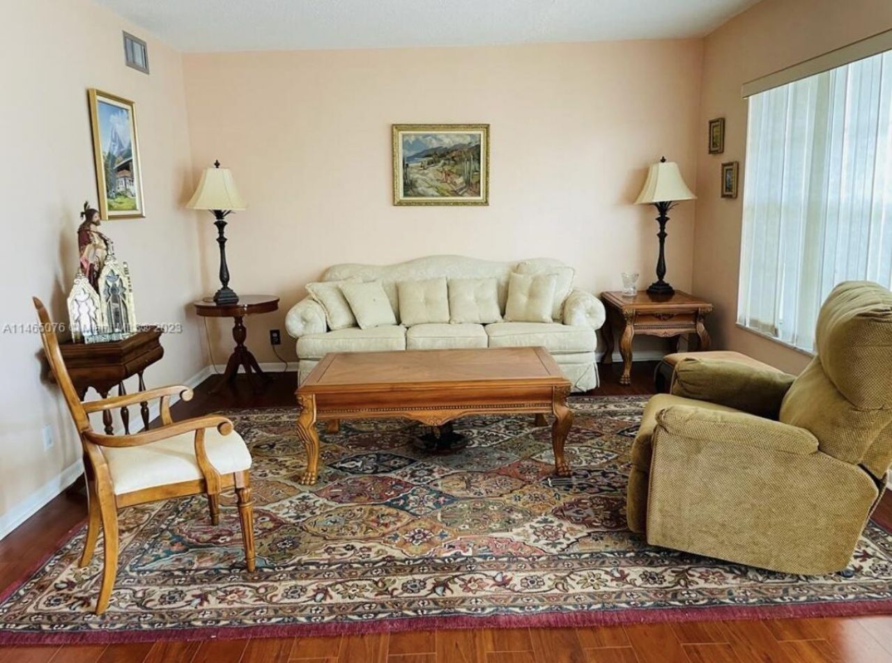 308 Wellington D, West Palm Beach, FL 33417 Photo