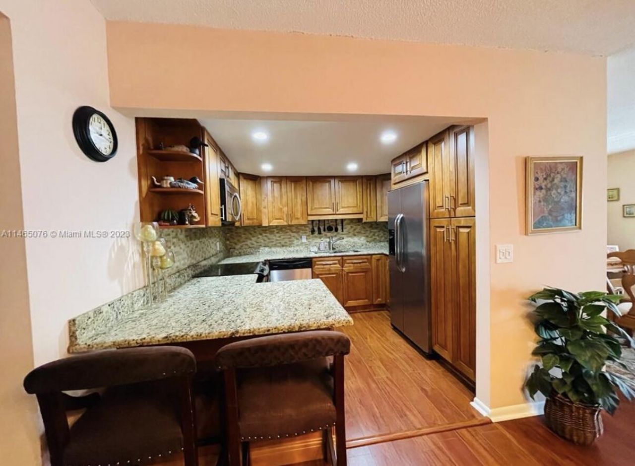 308 Wellington D, West Palm Beach, FL 33417 Photo