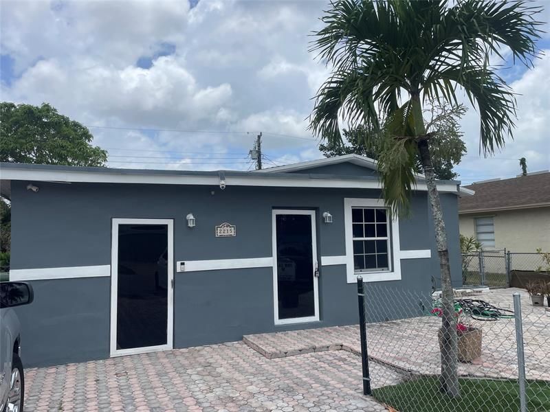 2215 NW 9th Court, Fort Lauderdale, FL 33311 Photo