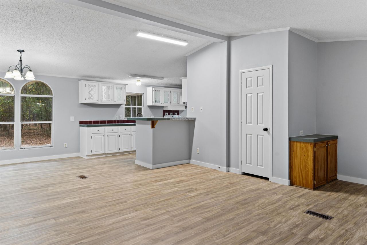 183 Baycreek Lane Photo 10