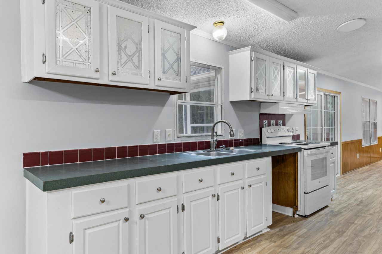 183 Baycreek Lane Photo 13