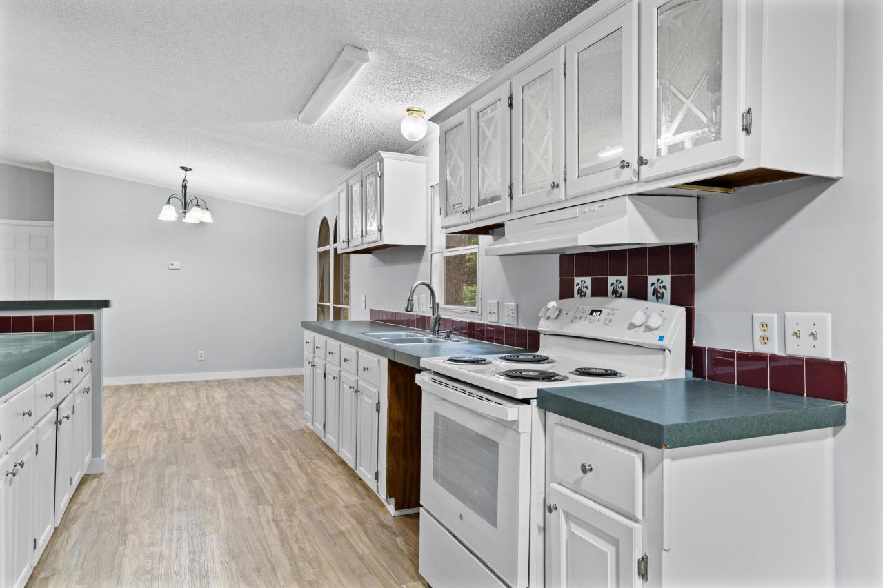 183 Baycreek Lane Photo 14