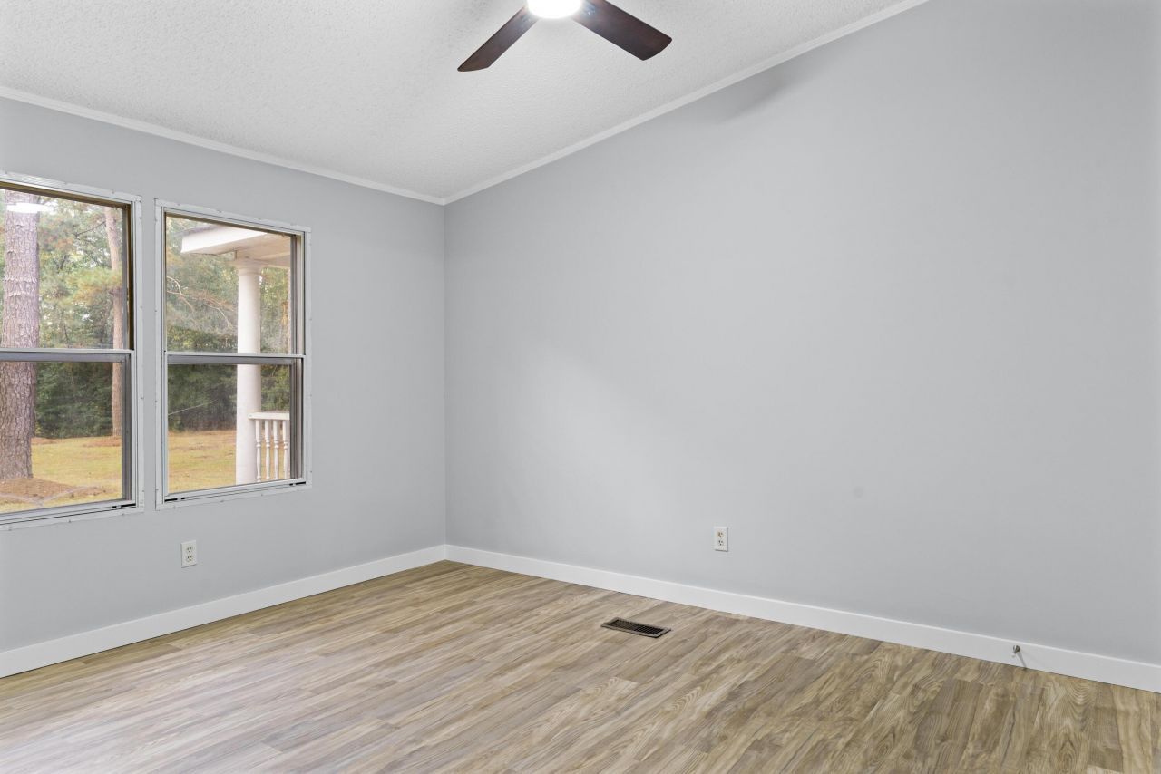 183 Baycreek Lane Photo 24