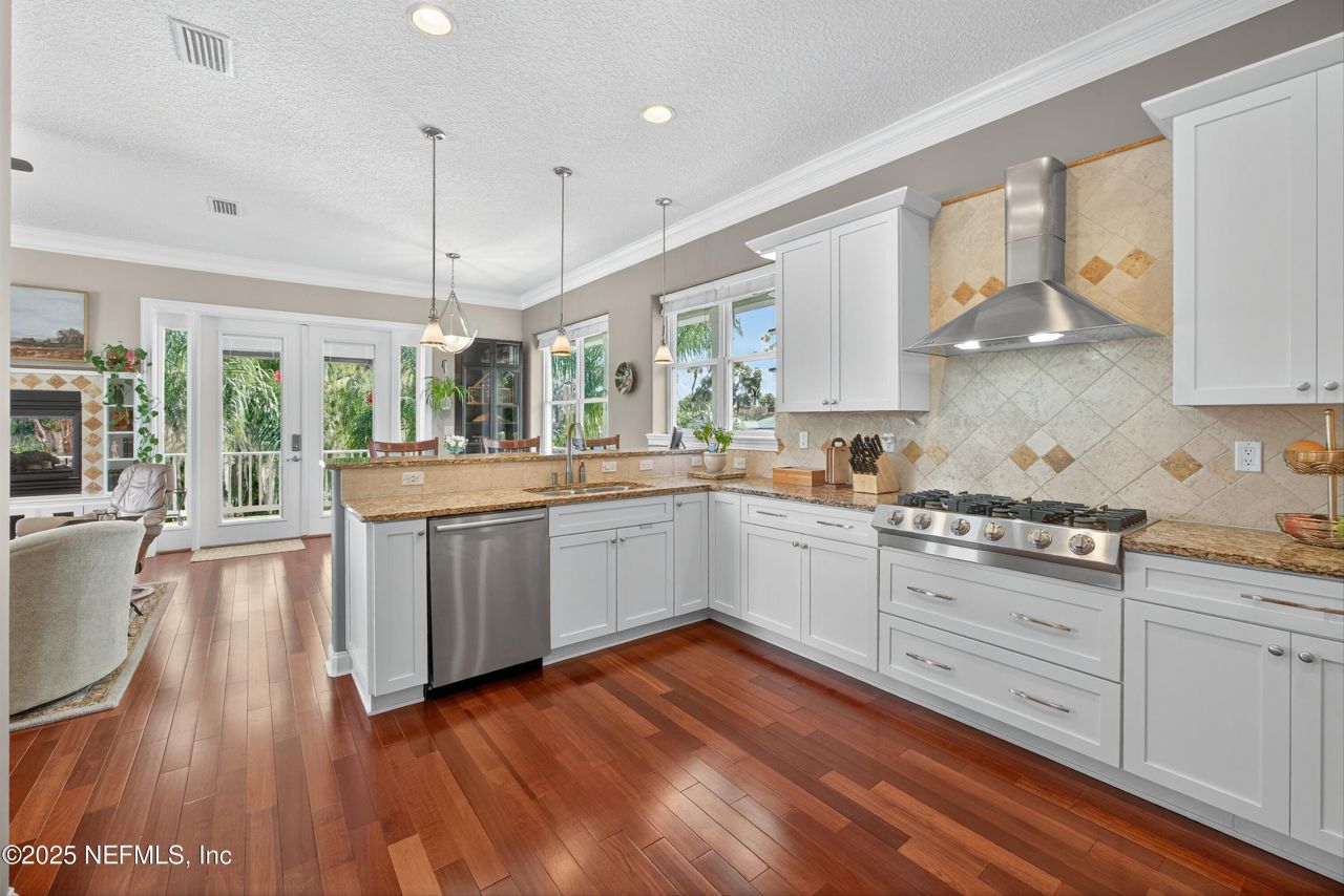 301 Saratoga Drive, Satsuma, FL 32189 Photo