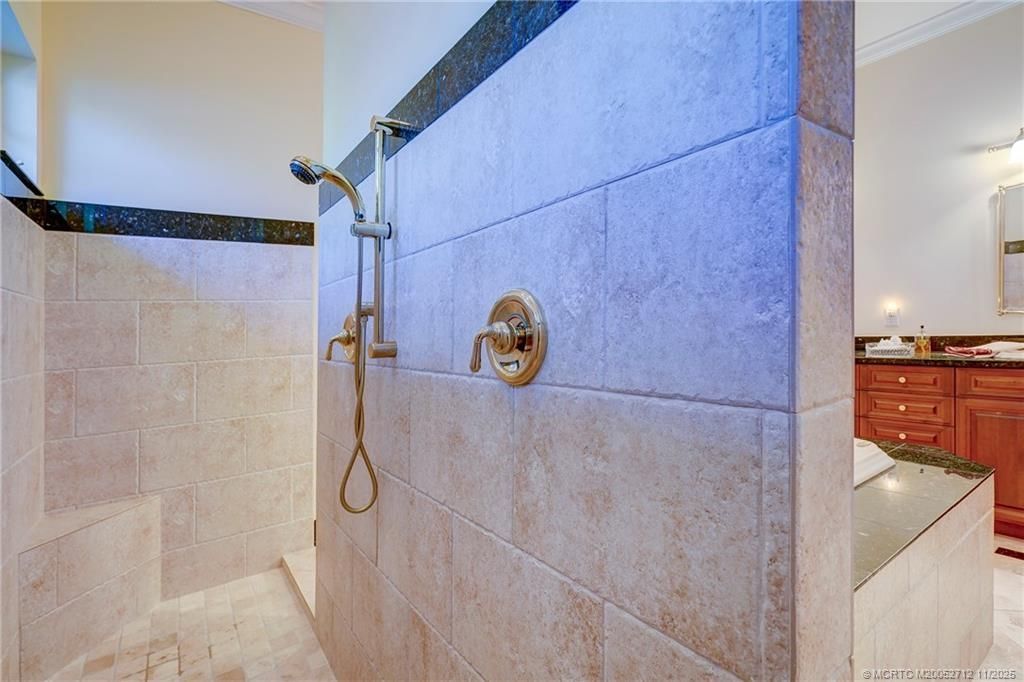 4577 SE Waterford Drive, Stuart, FL 34997 Photo