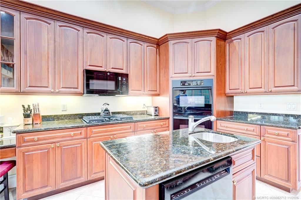 4577 SE Waterford Drive, Stuart, FL 34997 Photo