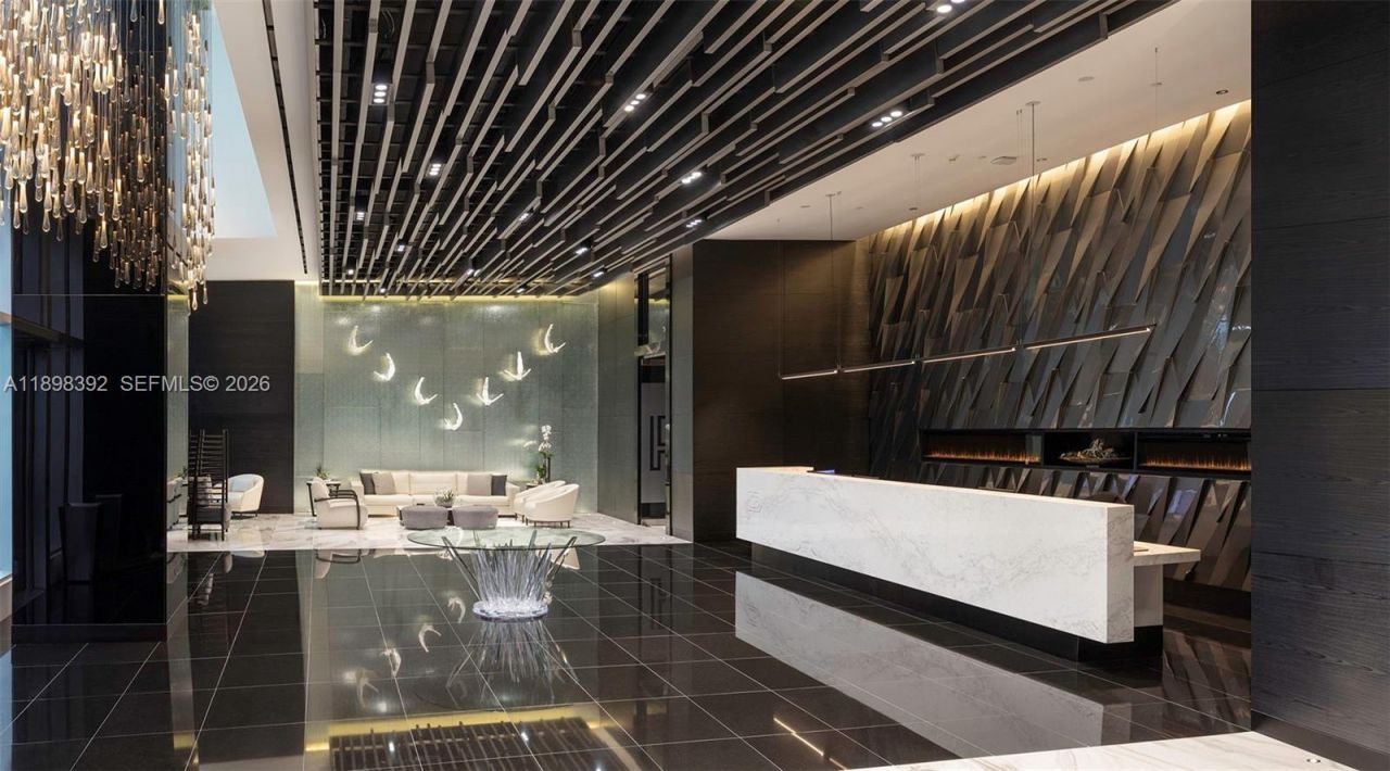 851 NE 1st Ave, Unit 4107, Miami, FL 33132 Photo