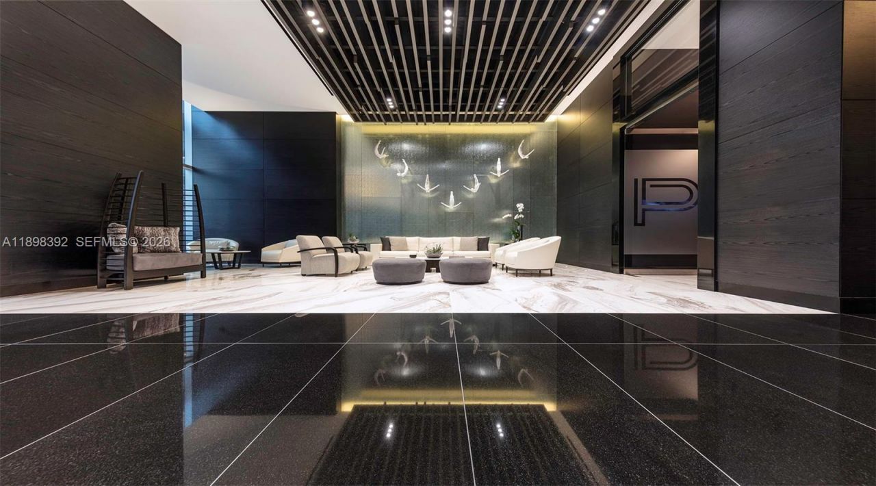 851 NE 1st Ave, Unit 4107, Miami, FL 33132 Photo