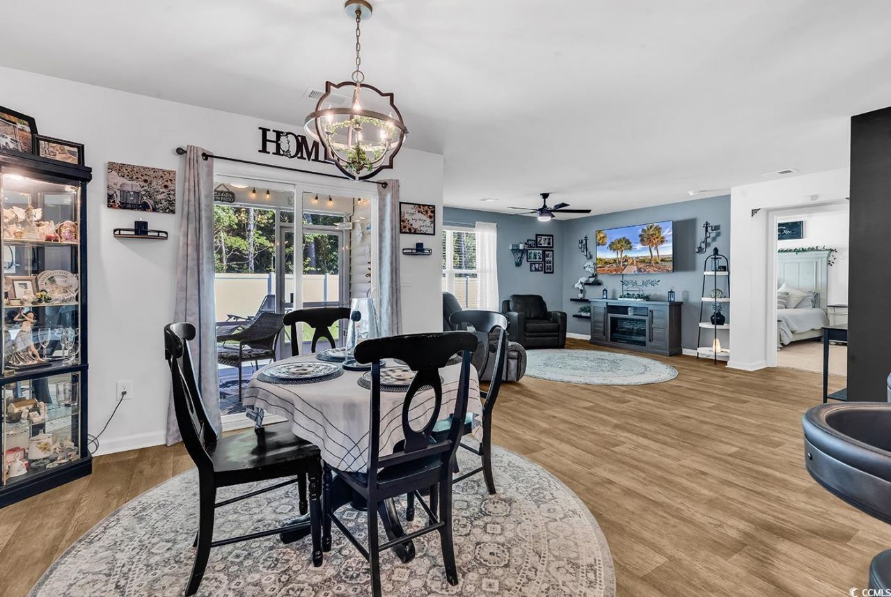 164 Seasons Trace Loop Photo 13