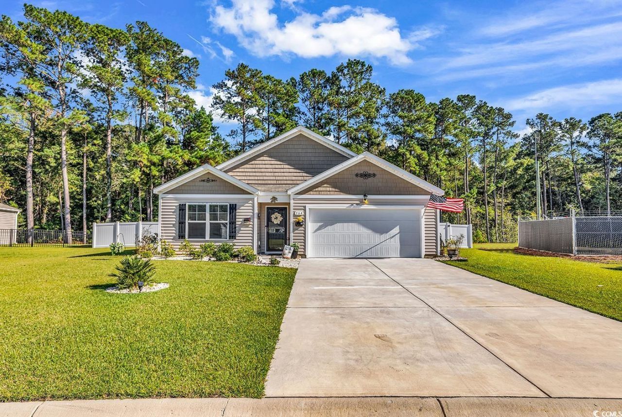 164 Seasons Trace Loop Photo 3