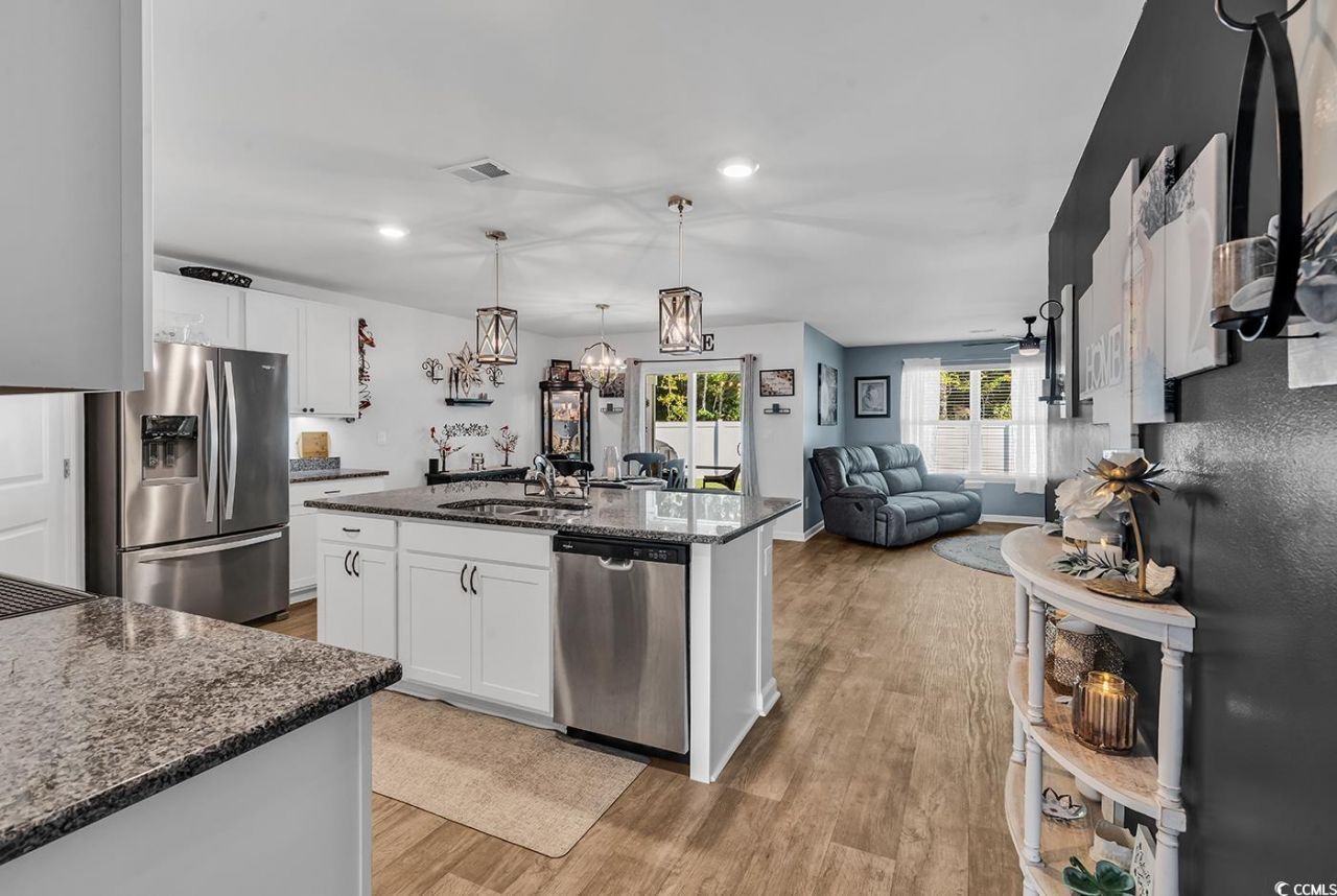 164 Seasons Trace Loop Photo 6