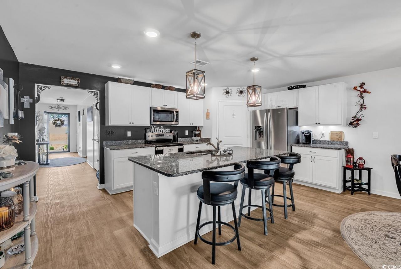 164 Seasons Trace Loop Photo 8