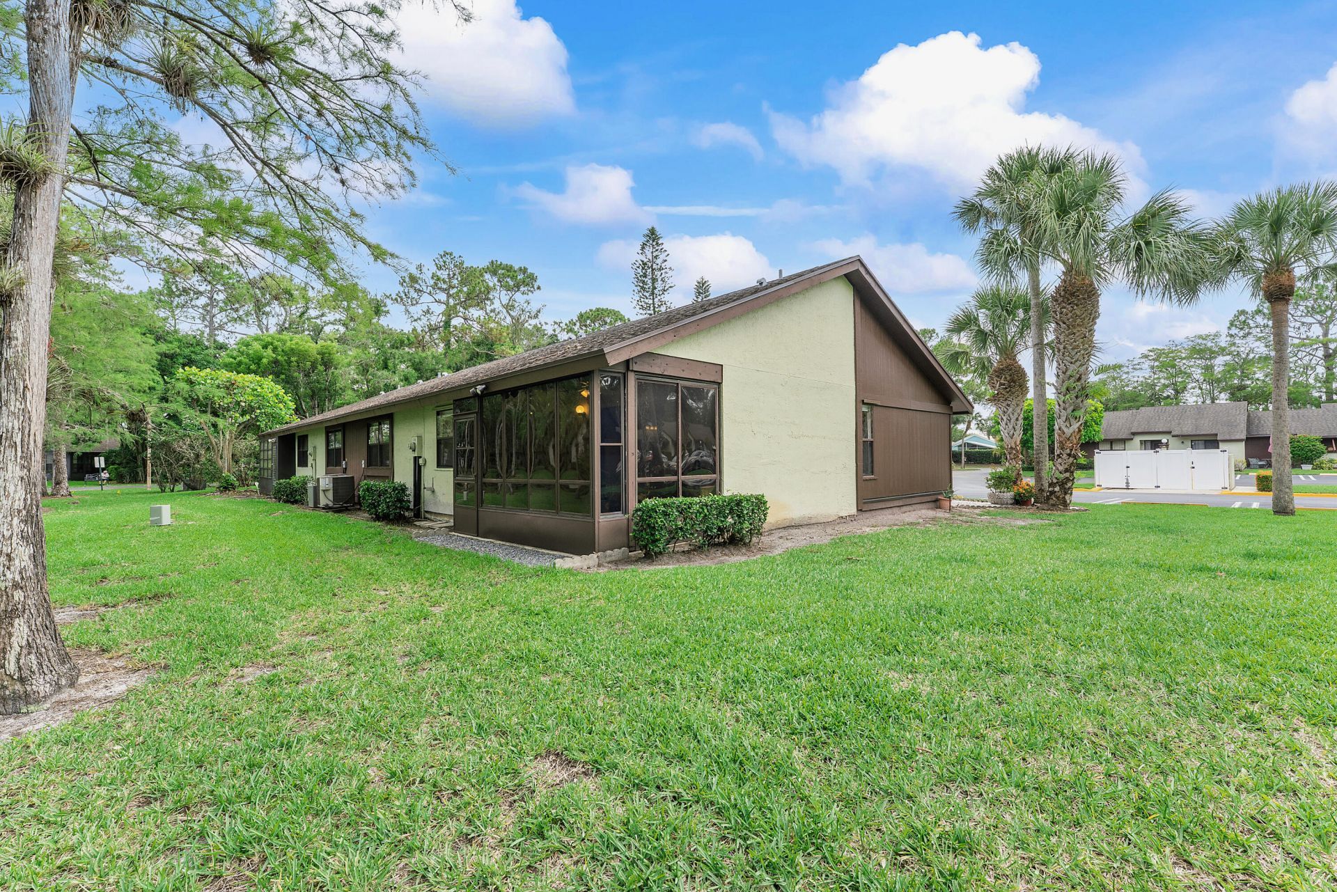 319 Elmira Court, Royal Palm Beach, FL 33411 Photo