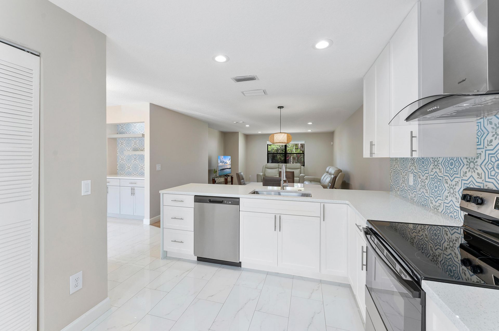 319 Elmira Court, Royal Palm Beach, FL 33411 Photo