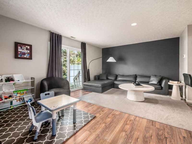 6154 Brice Park Drive, Unit 11G, Canal Winchester, OH 43110 Photo 2