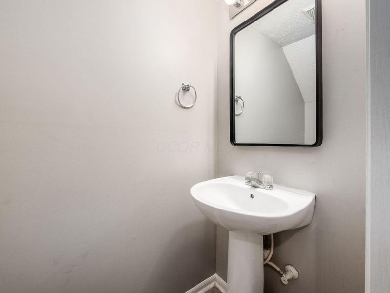 6154 Brice Park Drive, Unit 11G, Canal Winchester, OH 43110 Photo 7