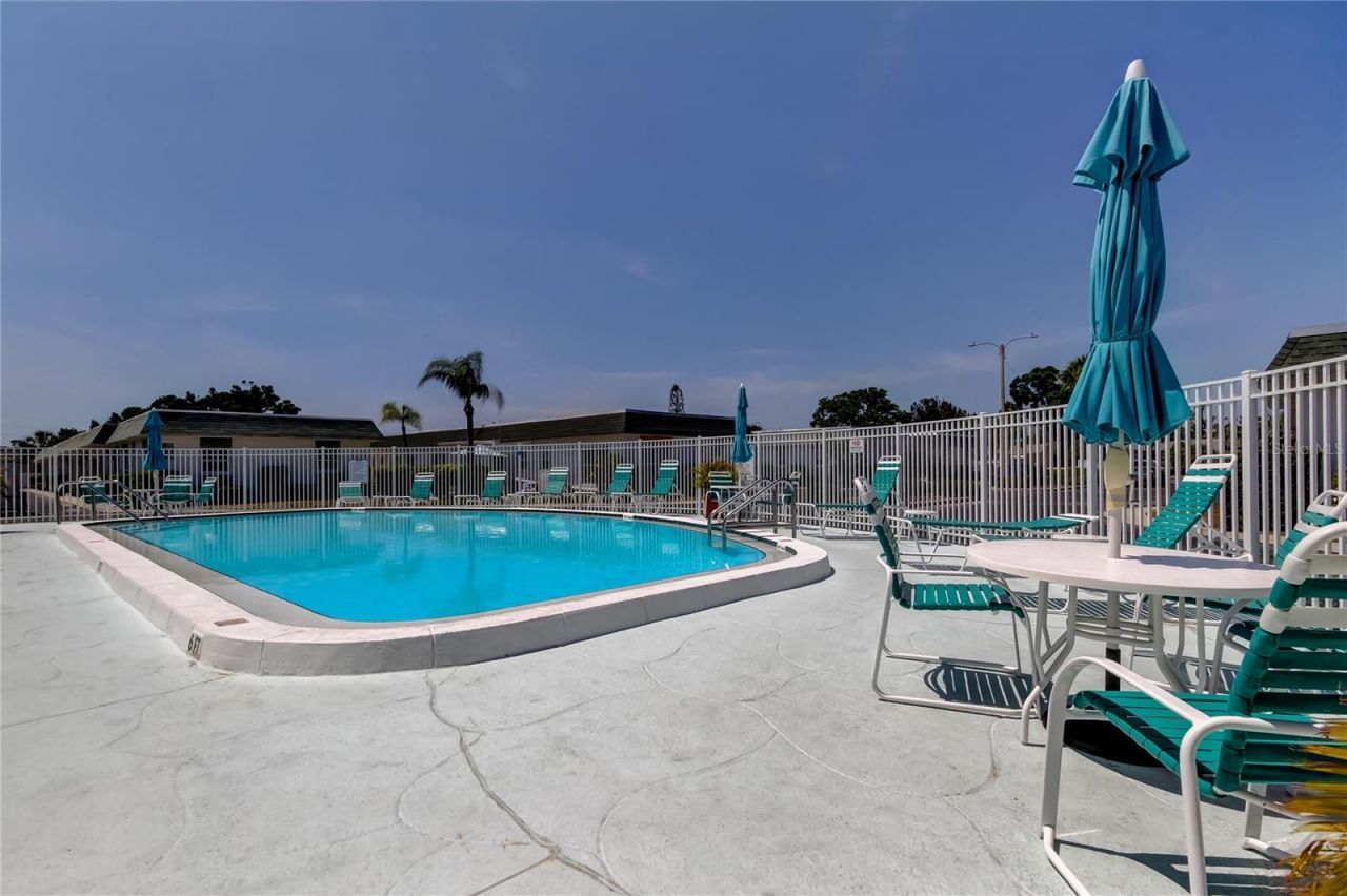 7727 39th Avenue N, Saint Petersburg, FL 33709 Photo