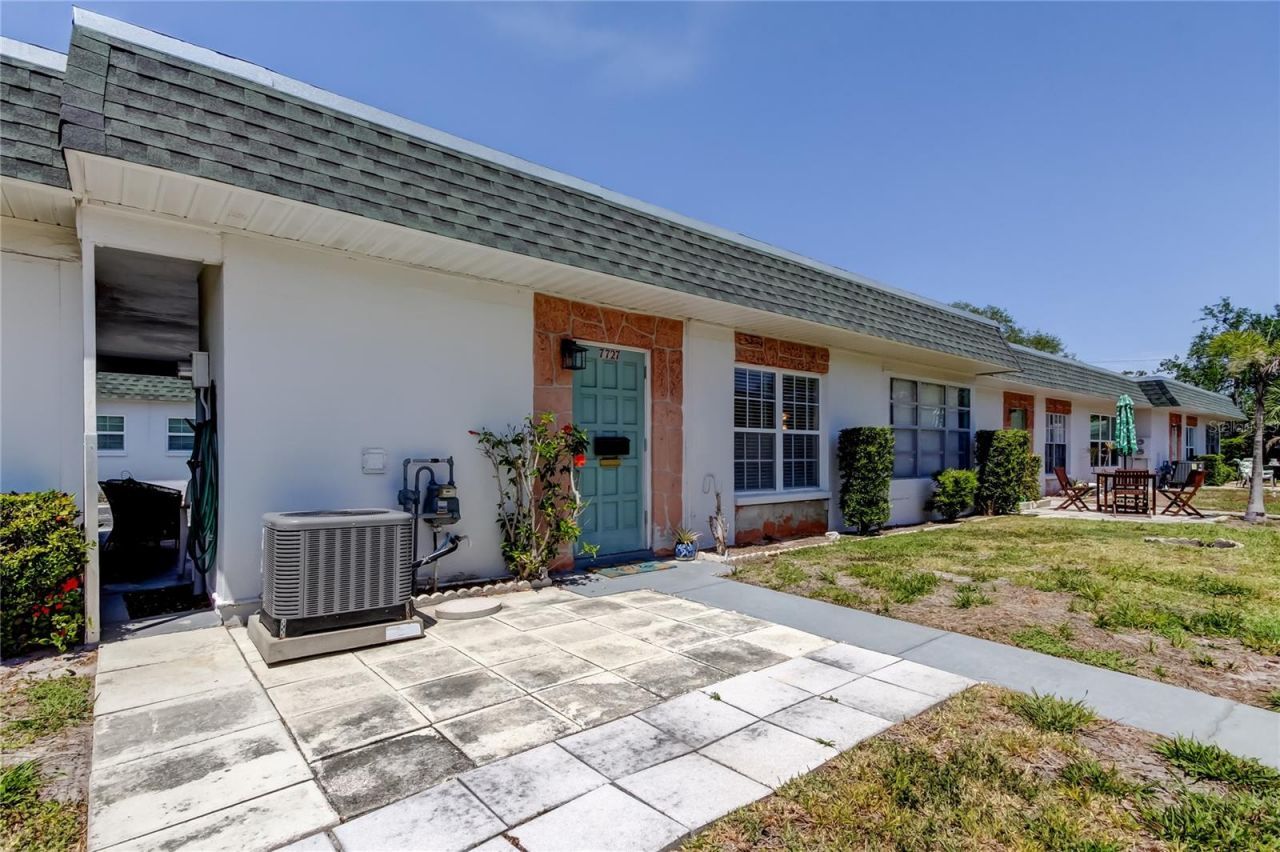 7727 39th Avenue N, Saint Petersburg, FL 33709 Photo