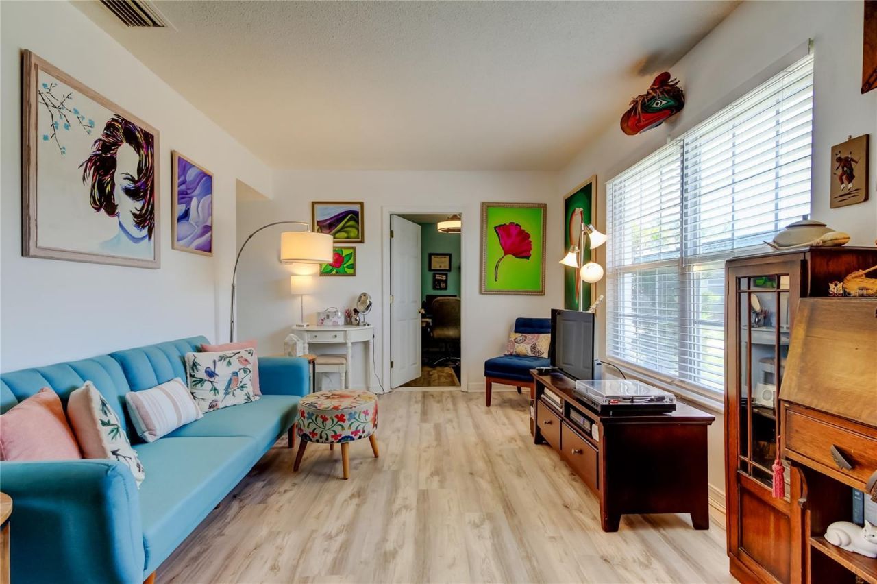 7727 39th Avenue N, Saint Petersburg, FL 33709 Photo