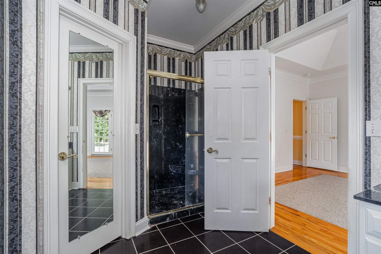 124 Mount Hope Drive Photo 17