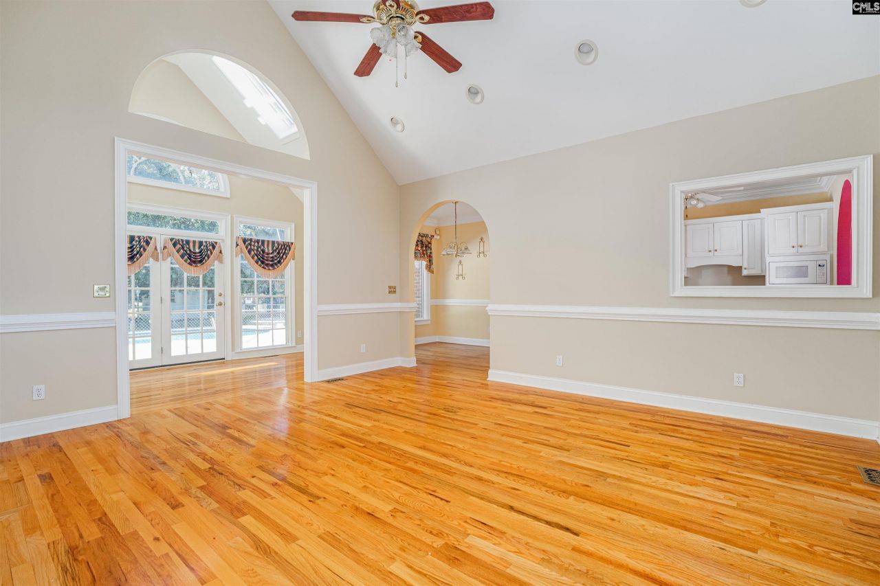 124 Mount Hope Drive Photo 8