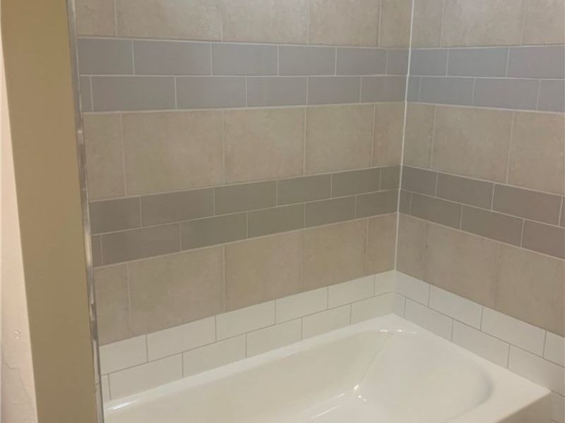 1469 Valentine Circle NW, Canton, OH 44708 Photo 12