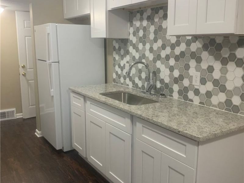 1469 Valentine Circle NW, Canton, OH 44708 Photo 8