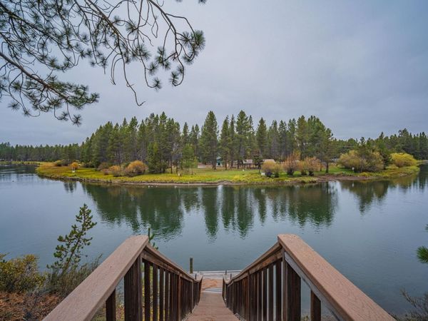 56019 Snow Goose Road, Bend, OR 97707