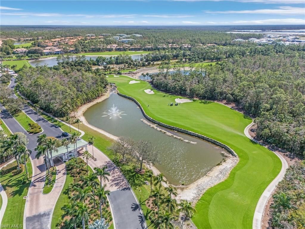 3984 Bishopwood Ct E, Unit 205, Naples, FL 34114 Photo