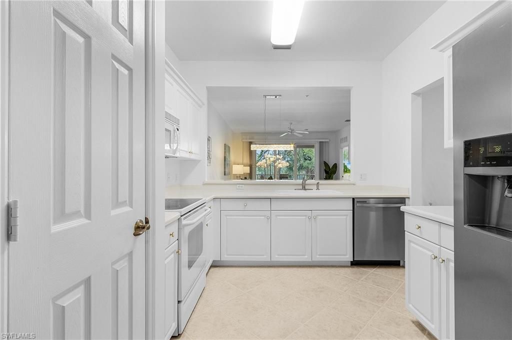 3984 Bishopwood Ct E, Unit 205, Naples, FL 34114 Photo