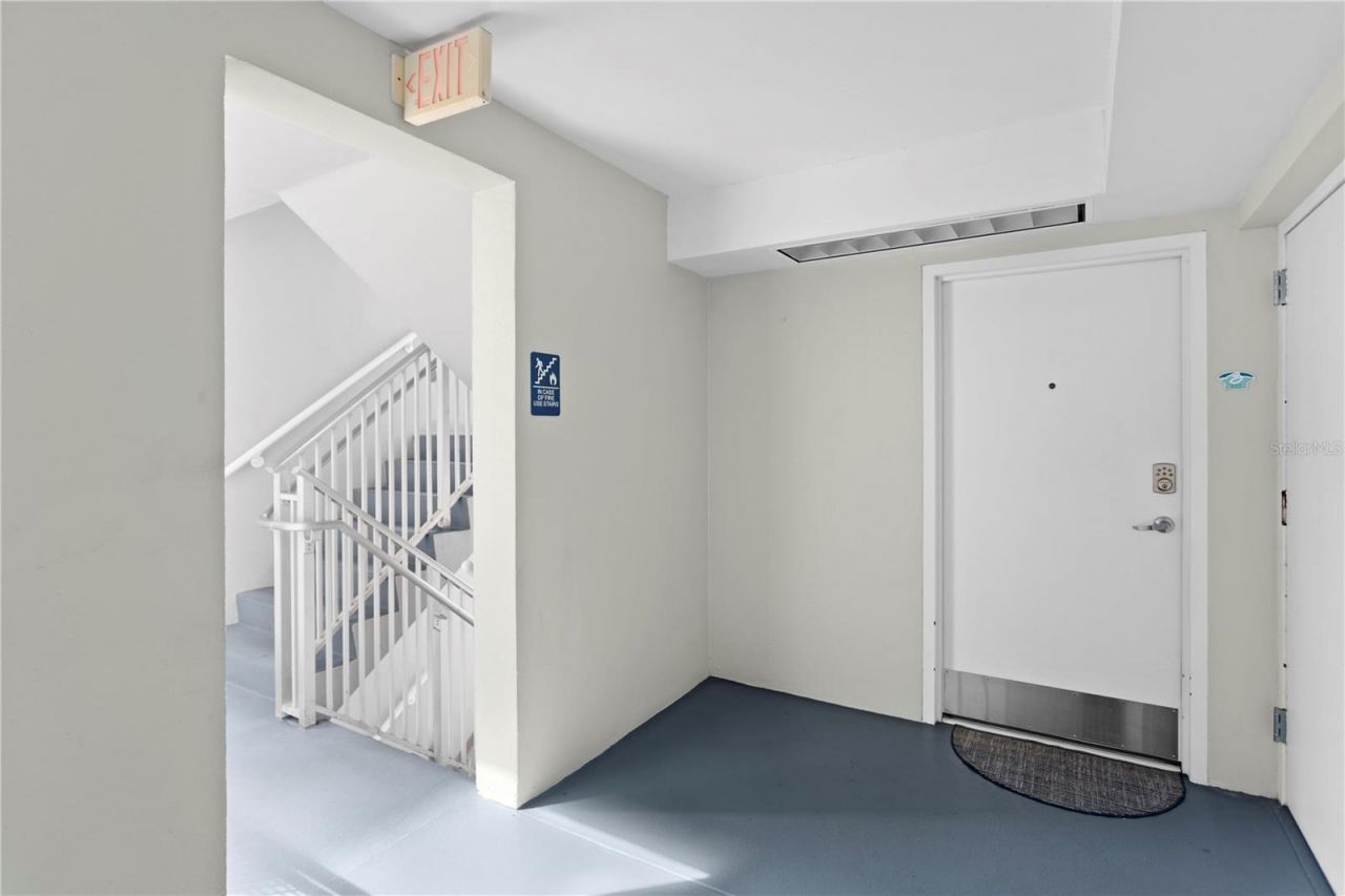 470 3rd Street S, Unit 322, Saint Petersburg, FL 33701 Photo