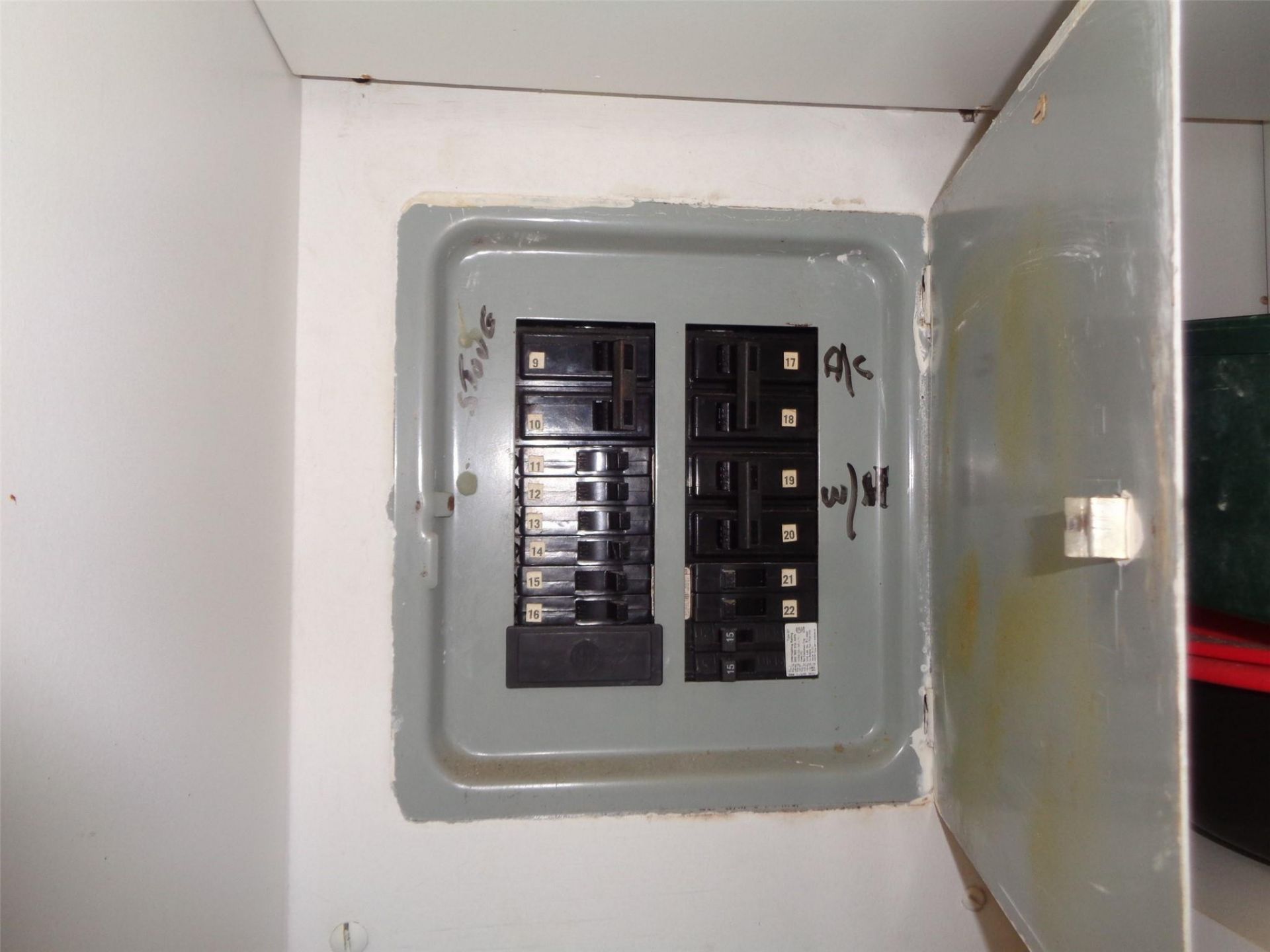 2831 E Sunrise Lakes Drive, Unit 209, Sunrise, FL 33322 Photo