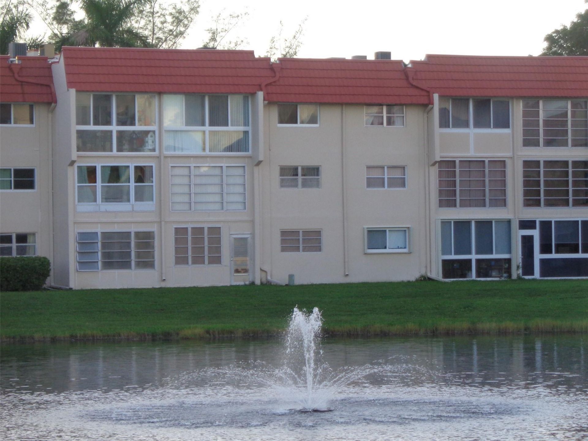 2831 E Sunrise Lakes Drive, Unit 209, Sunrise, FL 33322 Photo