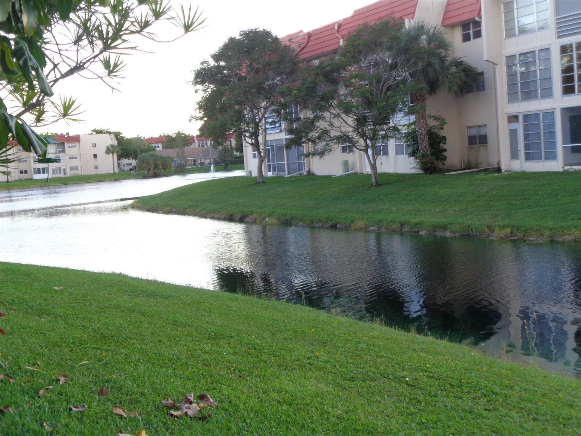 2831 E Sunrise Lakes Drive, Unit 209, Sunrise, FL 33322 Photo
